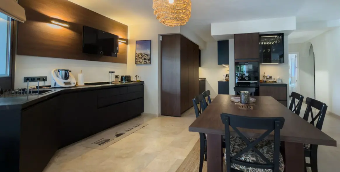 Продажа апартаментов на первом этаже в Elviria 7