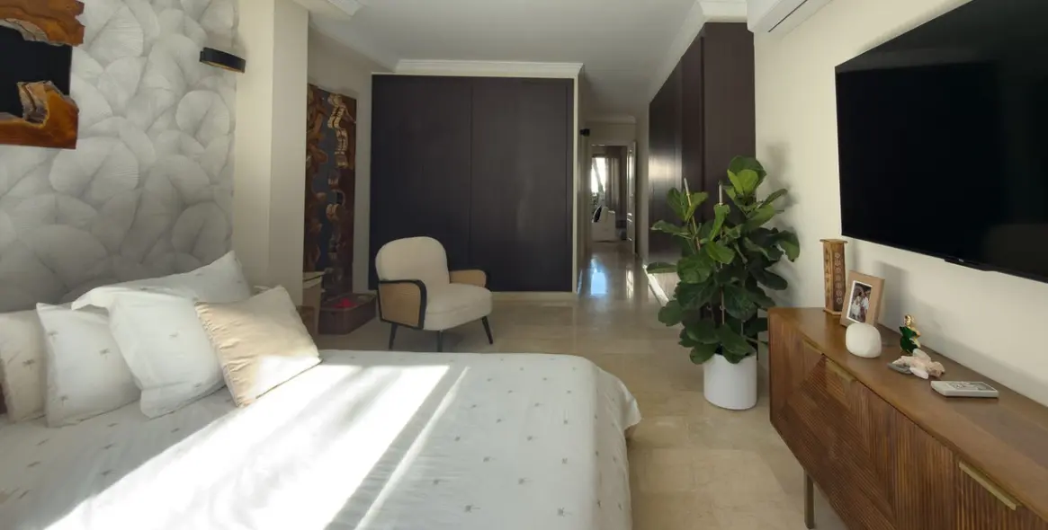 Продажа апартаментов на первом этаже в Elviria 12