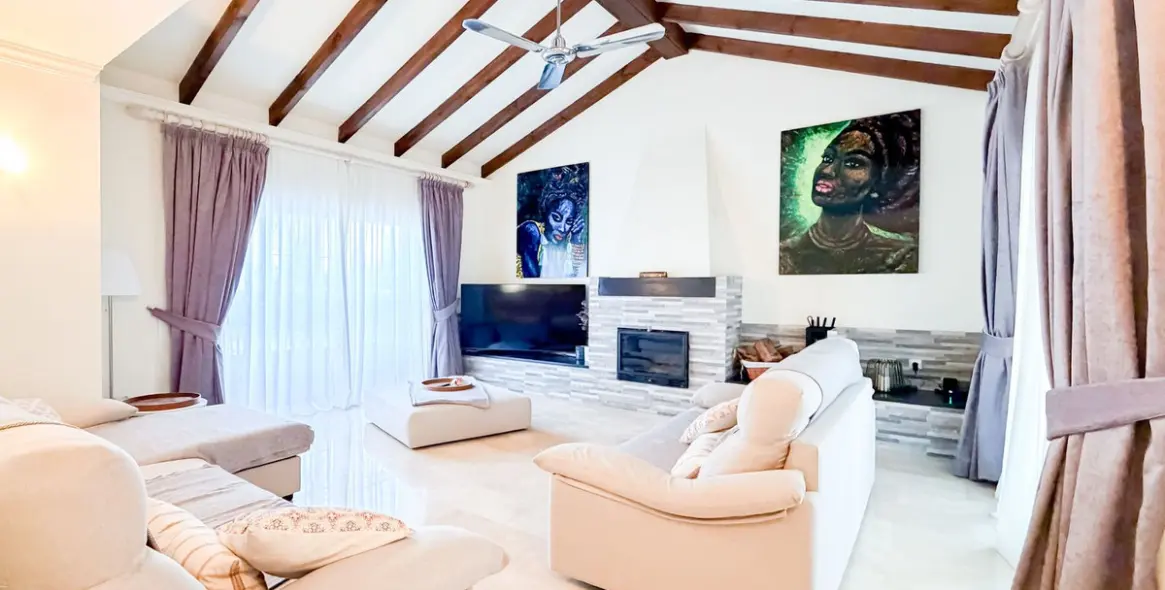 Sale of detached villa in Mijas Golf 8