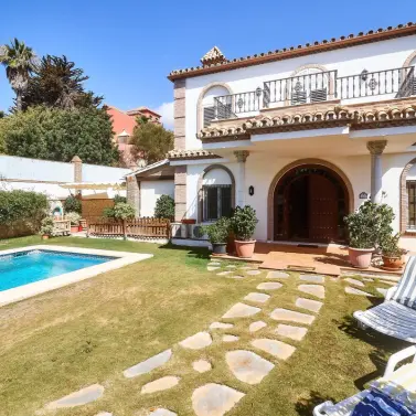 Venta de villa independiente en Mijas Costa