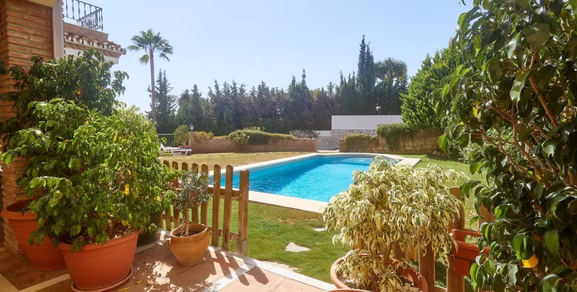 Venta de villa independiente en Mijas Costa 38