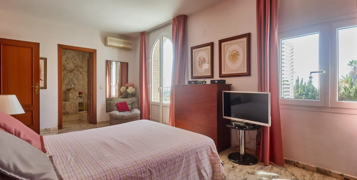 Venta de villa independiente en Mijas Costa 42