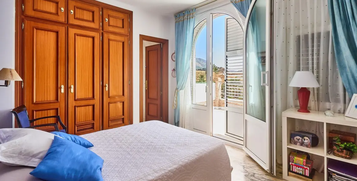 Venta de villa independiente en Mijas Costa 50