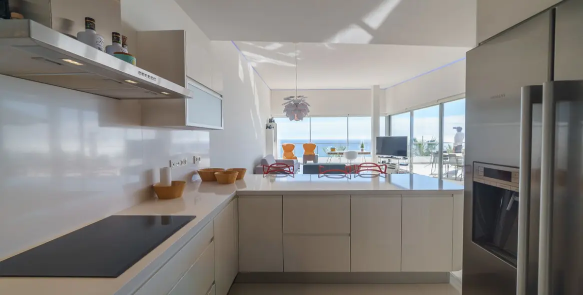 Sale of penthouse in Higueron 7