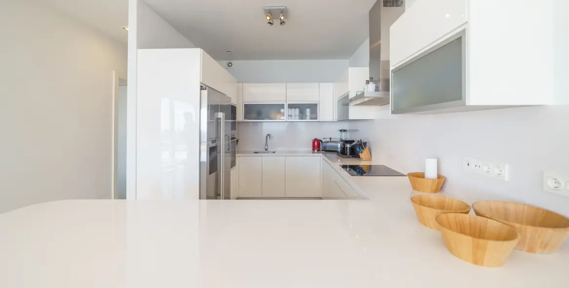 Sale of penthouse in Higueron 19