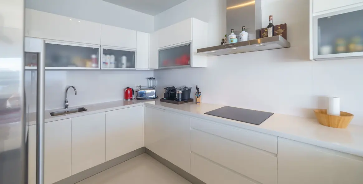 Sale of penthouse in Higueron 20