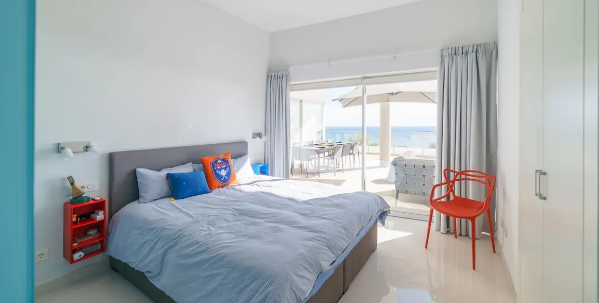 Venta de ático en Higueron 33