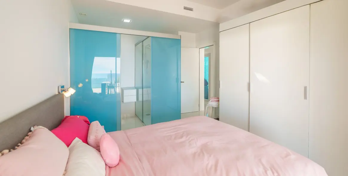 Venta de ático en Higueron 41