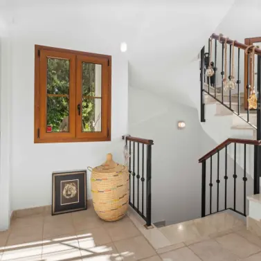 Продажа  отдельно стоящей виллы в Estepona