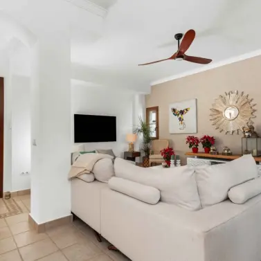 Продажа  отдельно стоящей виллы в Estepona