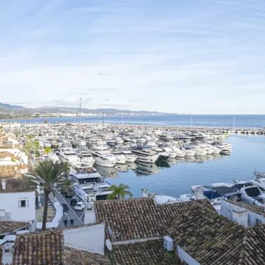 Sale of penthouse in Puerto Banús