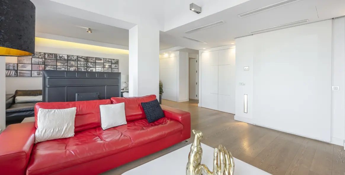 Sale of penthouse in Puerto Banús 15