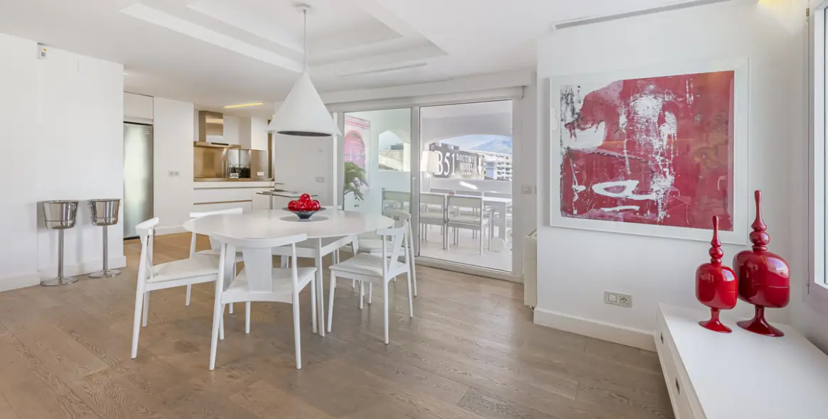 Sale of penthouse in Puerto Banús 19