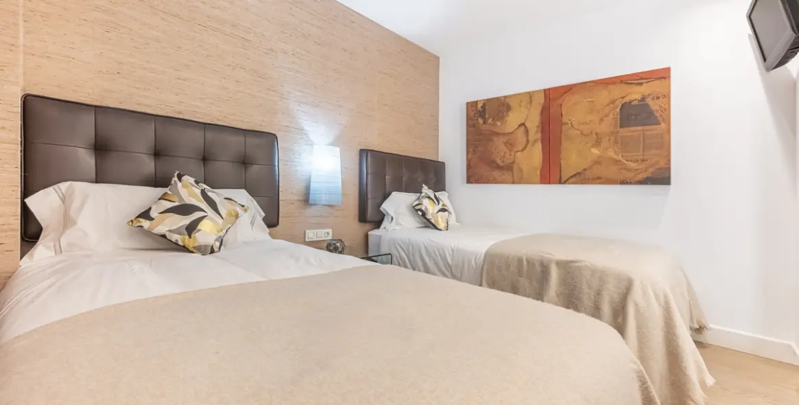 Venta de ático en Puerto Banús 32