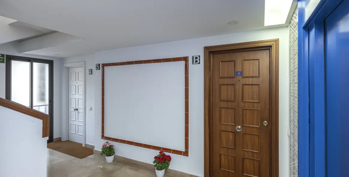 Venta de ático en Puerto Banús 54