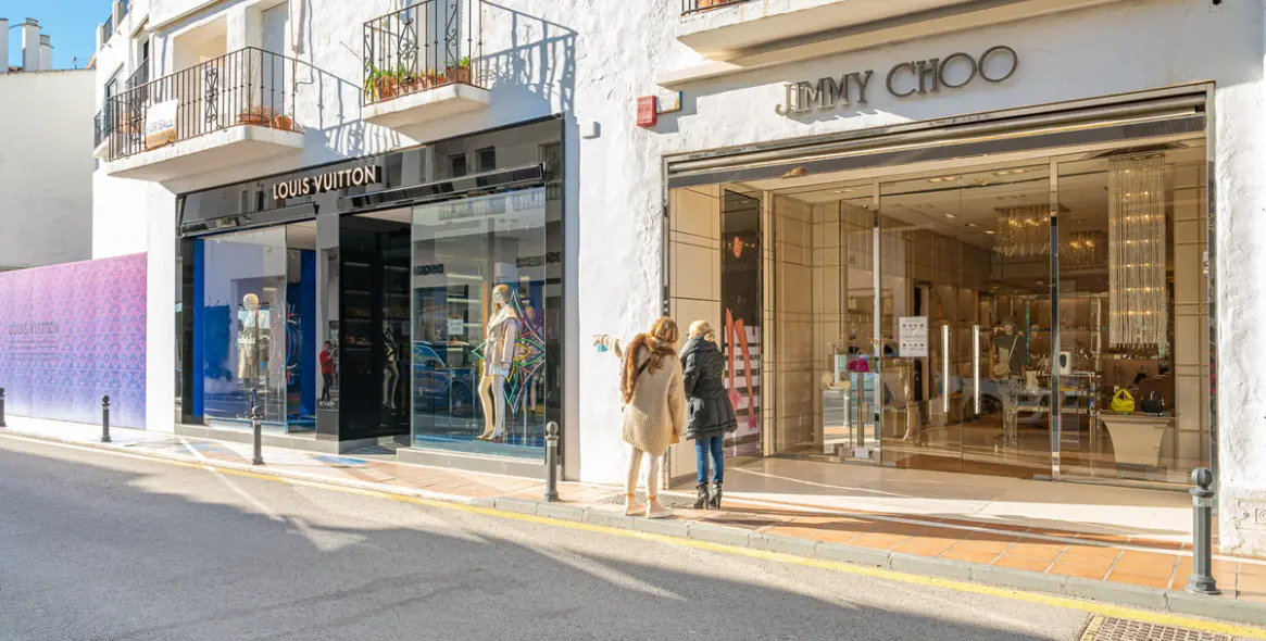 Venta de ático en Puerto Banús 60