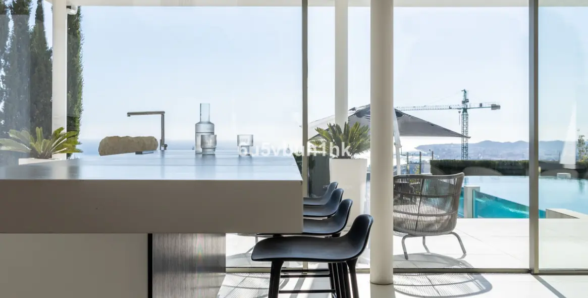 Sale of detached villa in Benalmadena 6