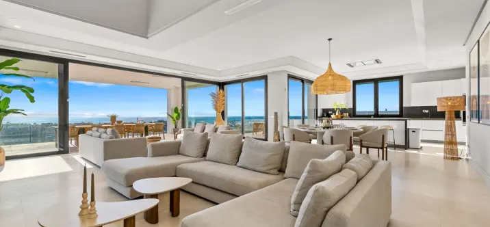 Продажа  отдельно стоящей виллы в El Paraiso 1