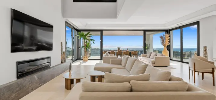 Продажа  отдельно стоящей виллы в El Paraiso 2