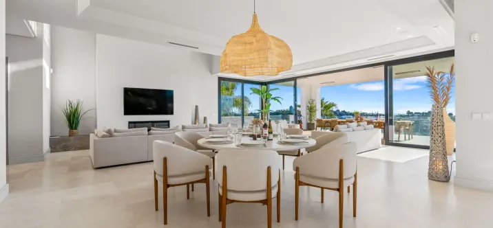 Продажа  отдельно стоящей виллы в El Paraiso 4