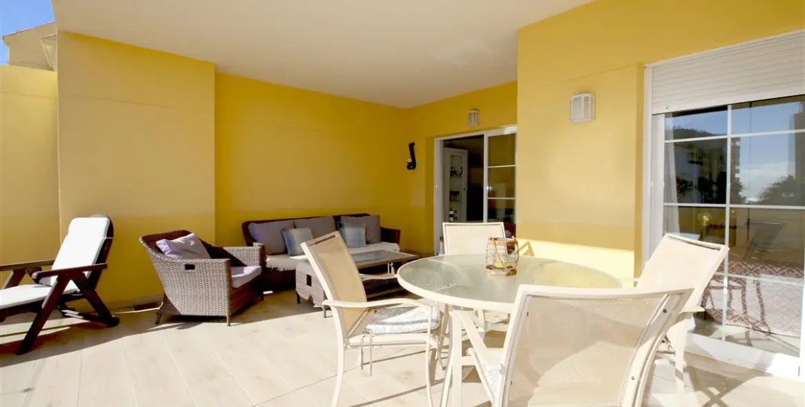 Краткосрочная аренда апартаментов на среднем этаже в Estepona 19