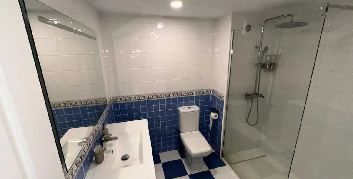 Long-term rent of middle floor apartment in Reserva de Marbella 1