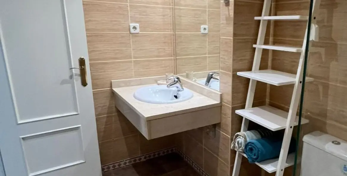 Long-term rent of ground floor apartment in Marbella 14