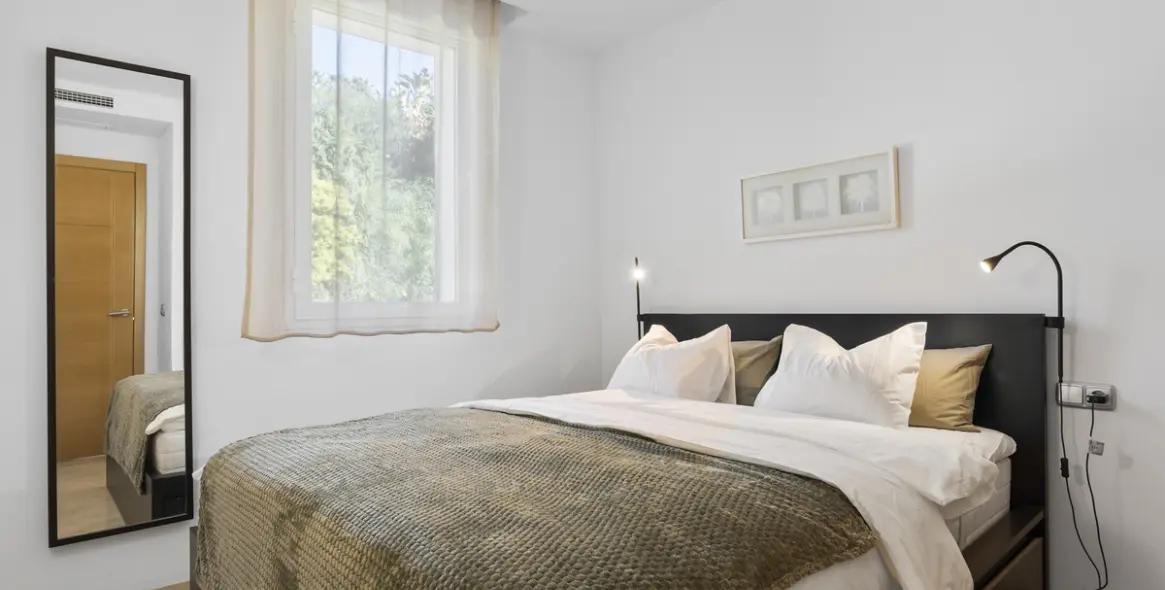 Long-term rent of middle floor apartment in Los Arqueros 16