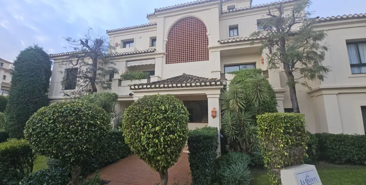 Long-term rent of ground floor apartment in Benahavís 2