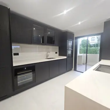 Долгосрочная аренда апартаментов на первом этаже в Benahavís