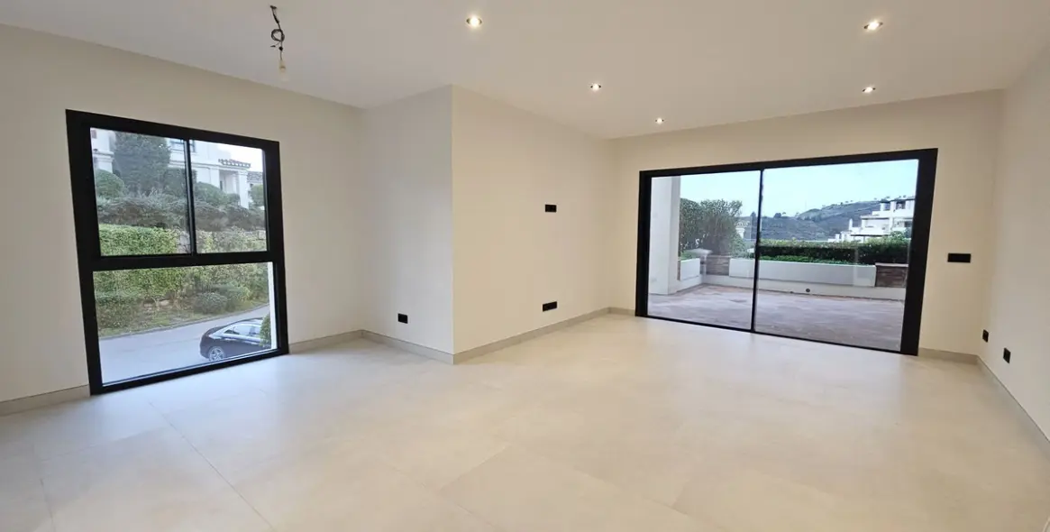 Long-term rent of ground floor apartment in Benahavís 5