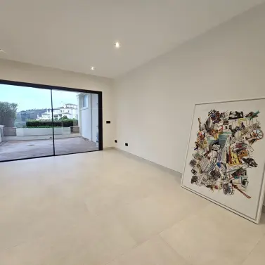 Долгосрочная аренда апартаментов на первом этаже в Benahavís