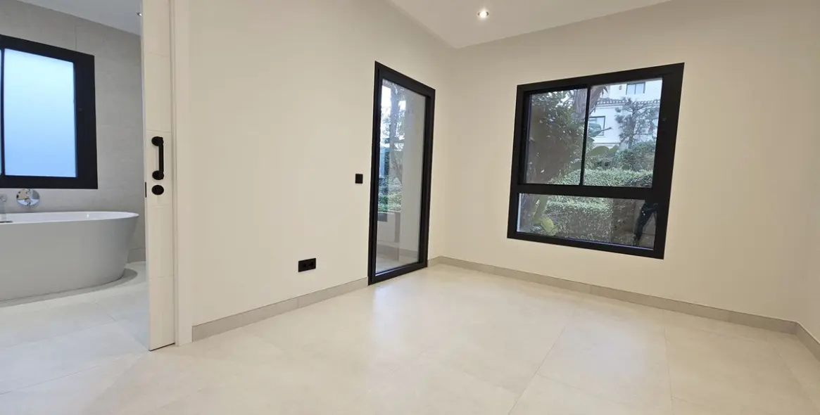 Long-term rent of ground floor apartment in Benahavís 8