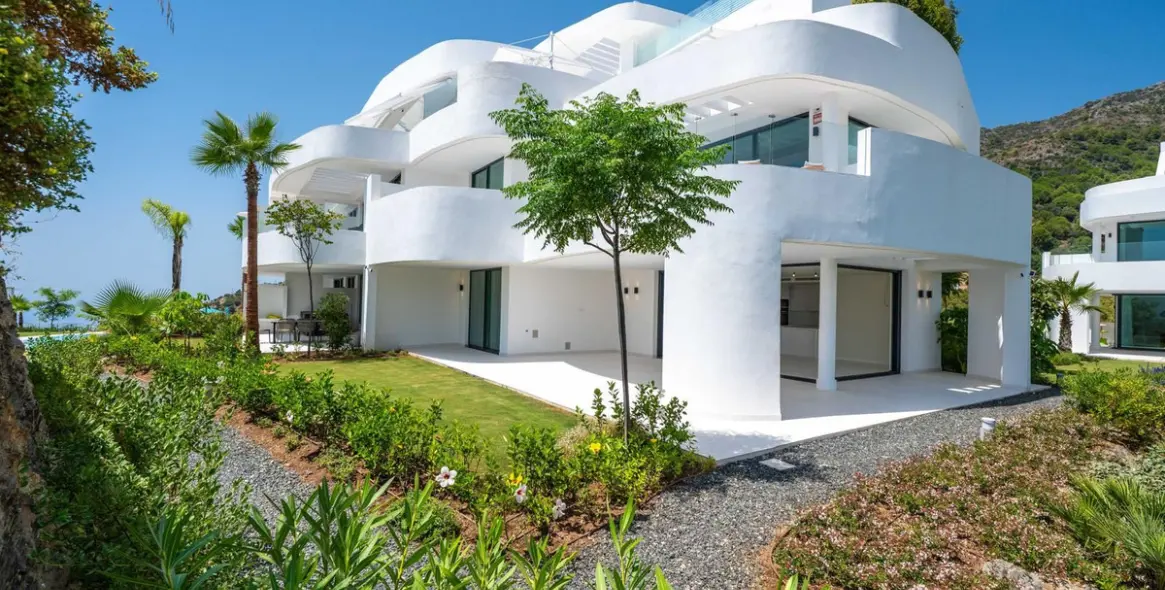 Long-term rent of ground floor apartment in Ojén 2