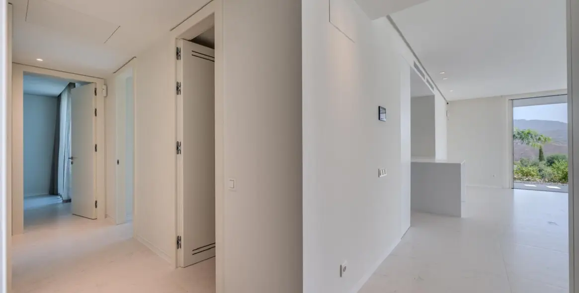 Alquiler a largo plazo de apartamento en planta baja en Ojén 26