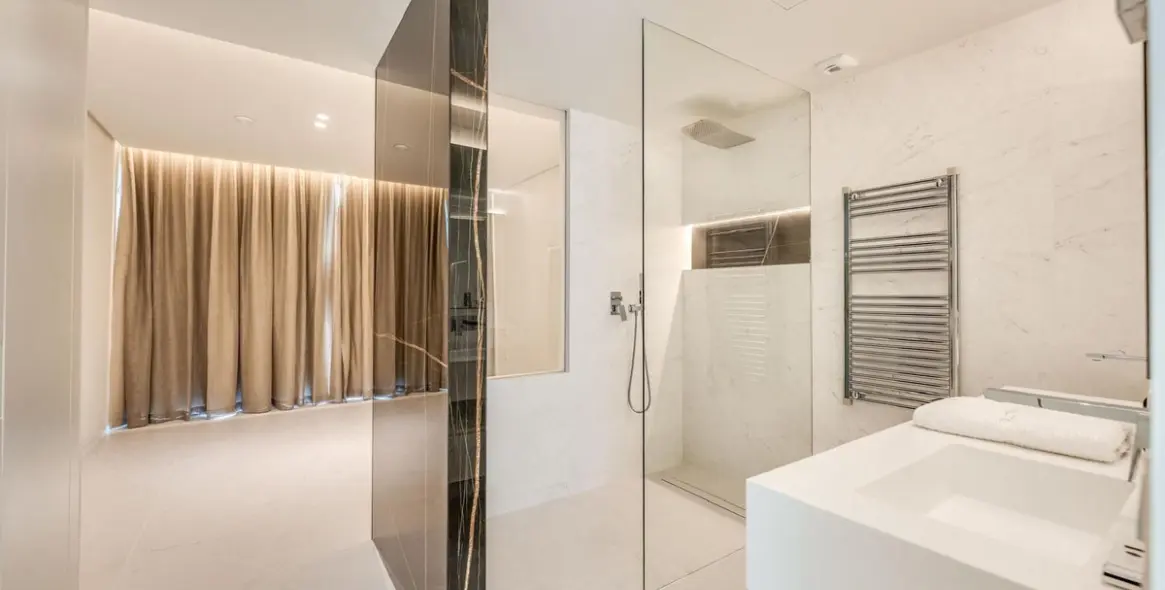 Alquiler a largo plazo de apartamento en planta baja en Ojén 27