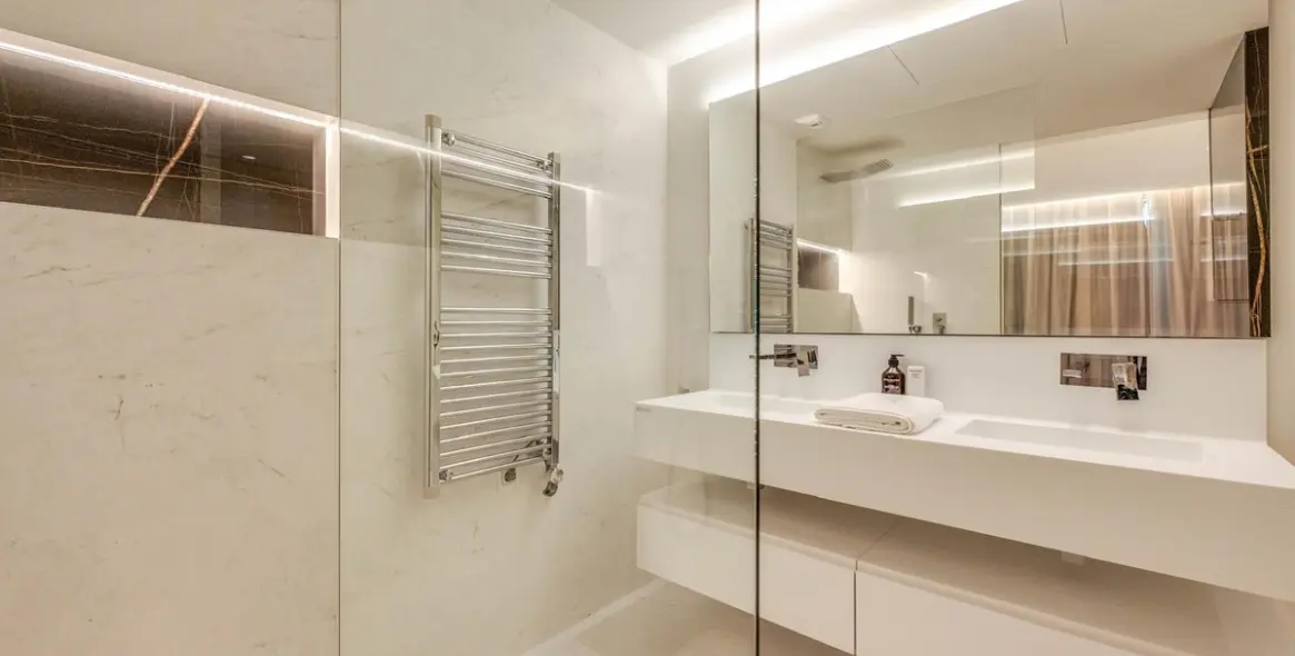 Alquiler a largo plazo de apartamento en planta baja en Ojén 30