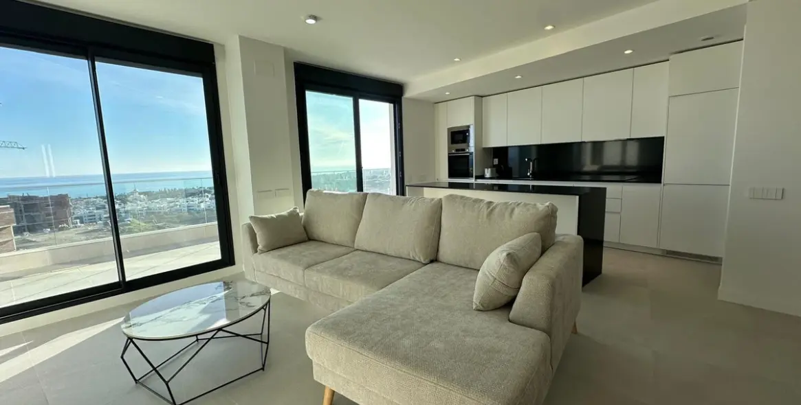 Long-term rent of penthouse in Selwo 2