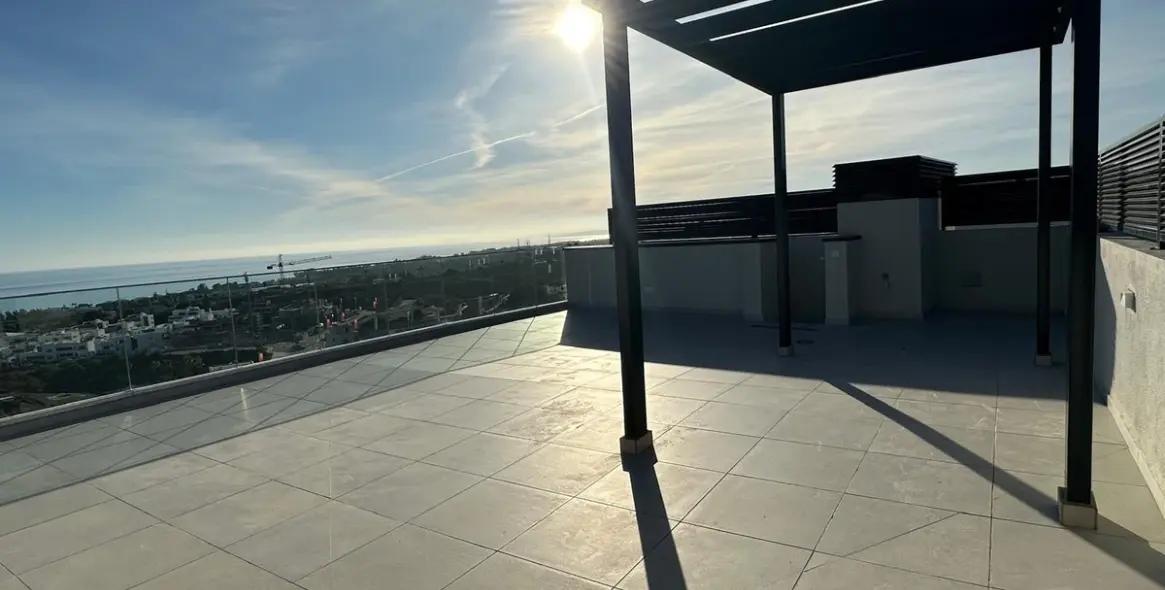 Long-term rent of penthouse in Selwo 14