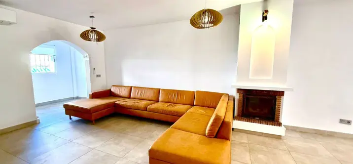 Продажа таунхауса в Bel Air 2