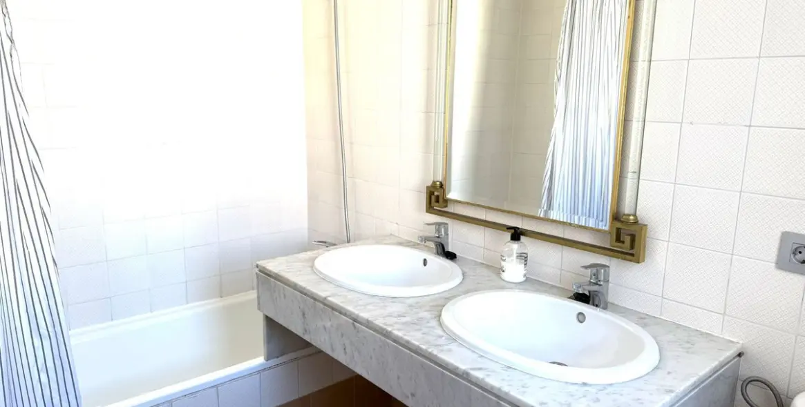 Venta de adosado en Bel Air 14