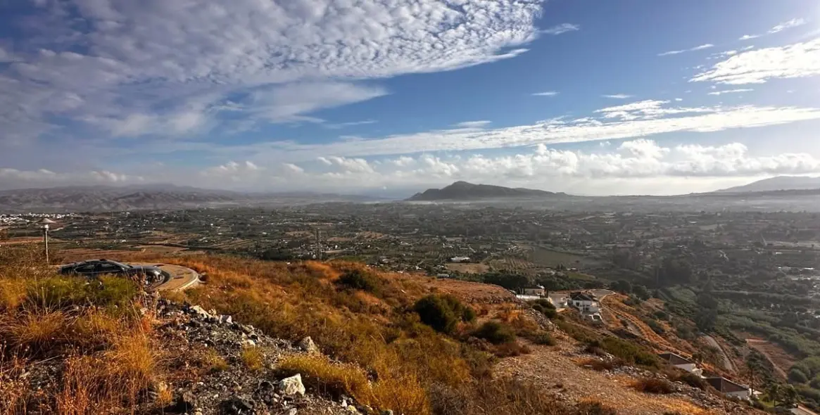 Sale of residential plot in Alhaurín el Grande 3