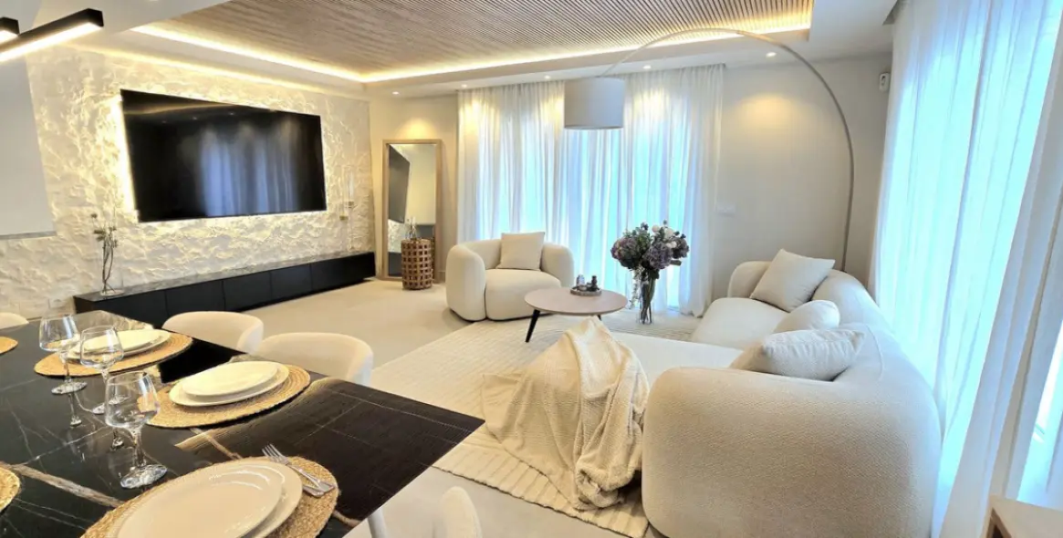 Sale of semi-detached house in Atalaya 1