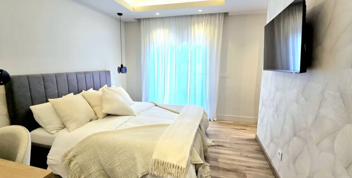 Sale of semi-detached house in Atalaya 9