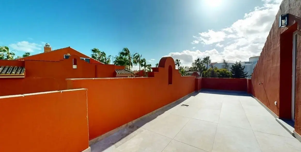 Venta de casa pareada en Atalaya 37