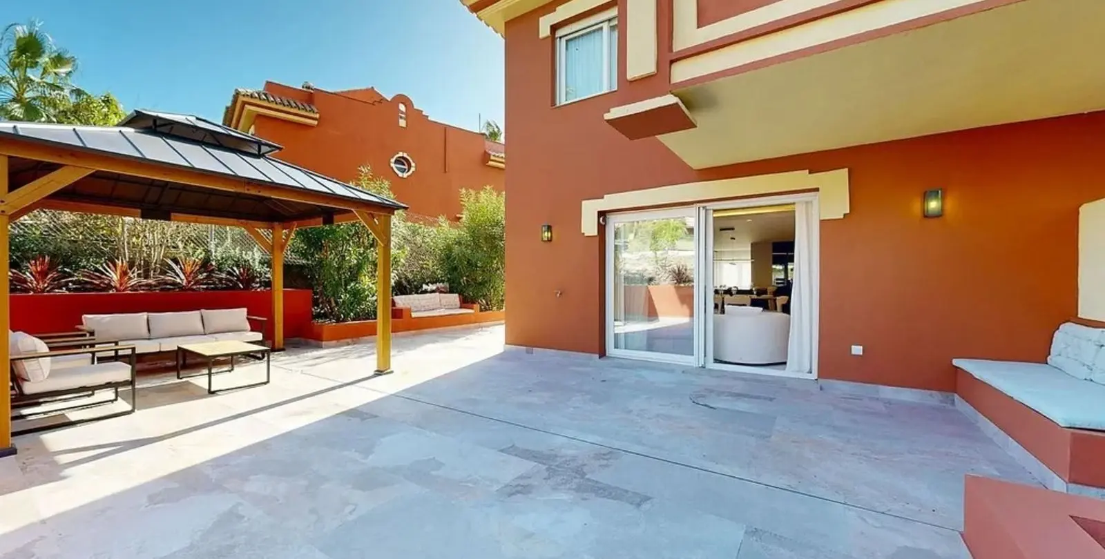 Sale of semi-detached house in Atalaya 35