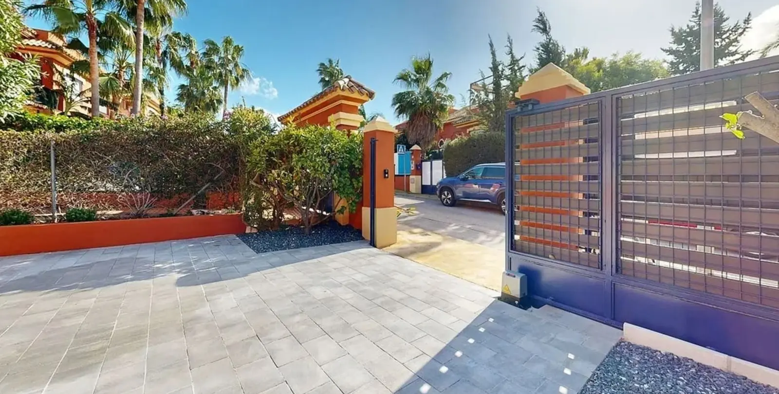 Sale of semi-detached house in Atalaya 40