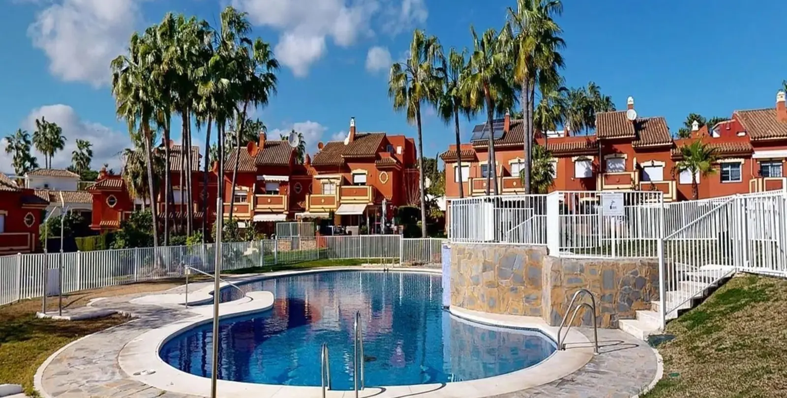 Sale of semi-detached house in Atalaya 41