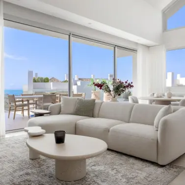 Sale of penthouse in Benahavís