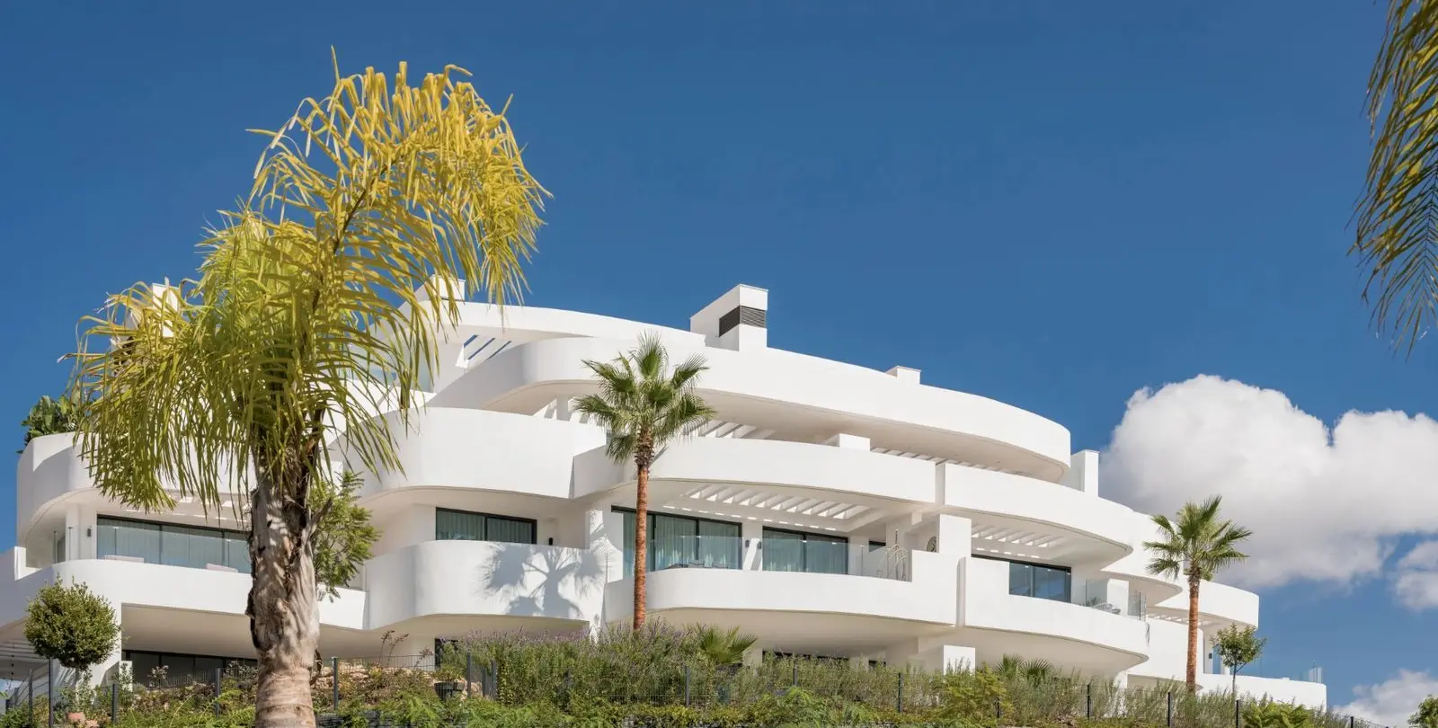 Alquiler a largo plazo de apartamento en planta baja en Ojén 11